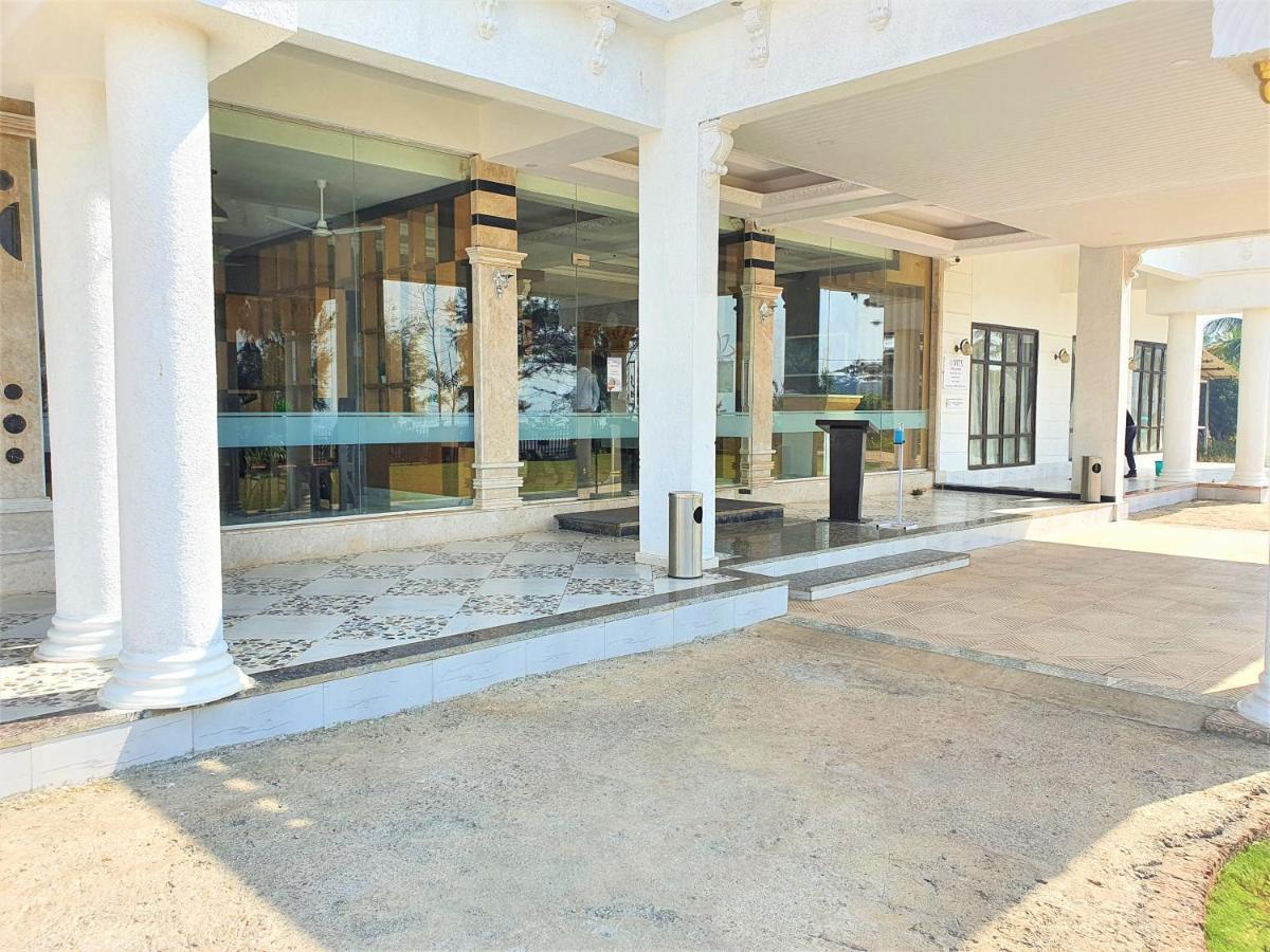 Vits Excellensea Karde Beach Dāpoli Kültér fotó